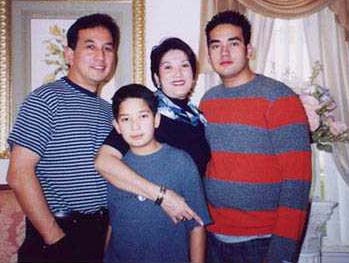 resquites_family.jpg